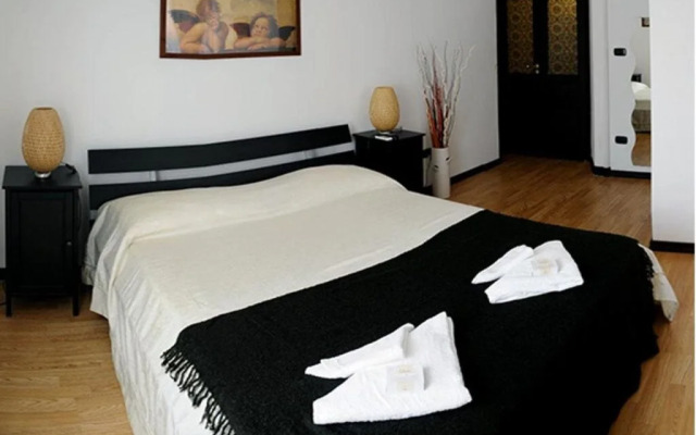 Гостевой дом L'arco del Colosseo B&B