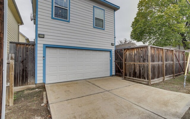 Bright Houston Retreat - 8 Mi to Downtown