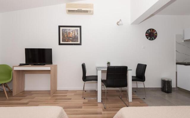 Apartments Nina M