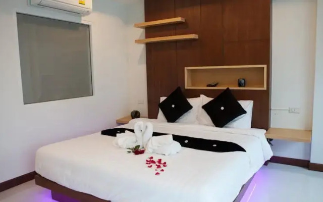 Pavilion Guesthouse Patong