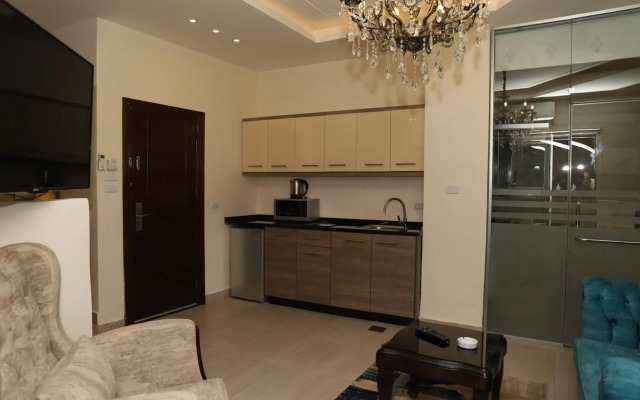 Alqimah Serviced Hotel Apartments