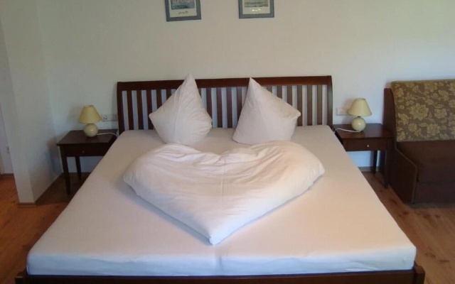 Room-holiday Home Kahr Apartment Roßbran