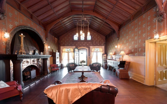 Monash Cottage