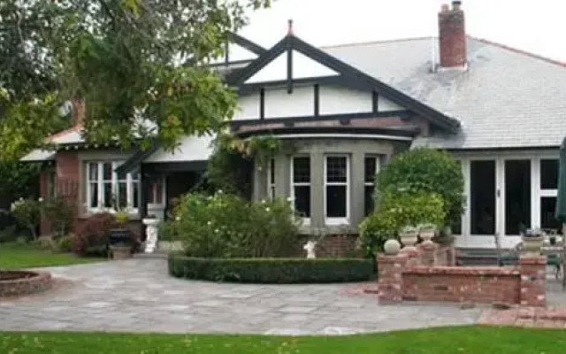 Stuart Manor Boutique Bed and Breakfast