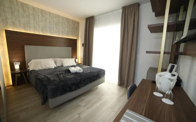 8room Hotel