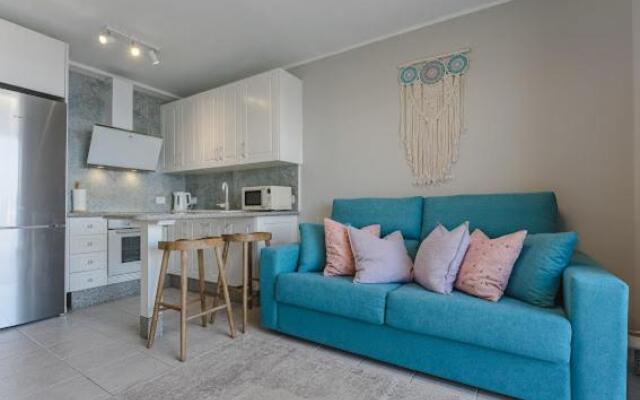 Cosy Seaview Apartment