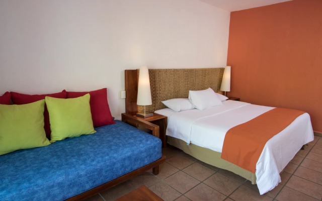 Royal Decameron Complex