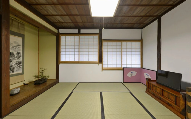 Yadoya Shiroganeya