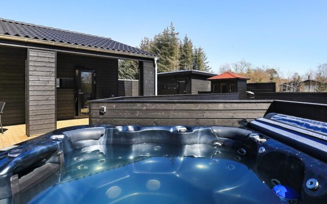 Luxurious Holiday Home in Ålbæk With Whirlpool