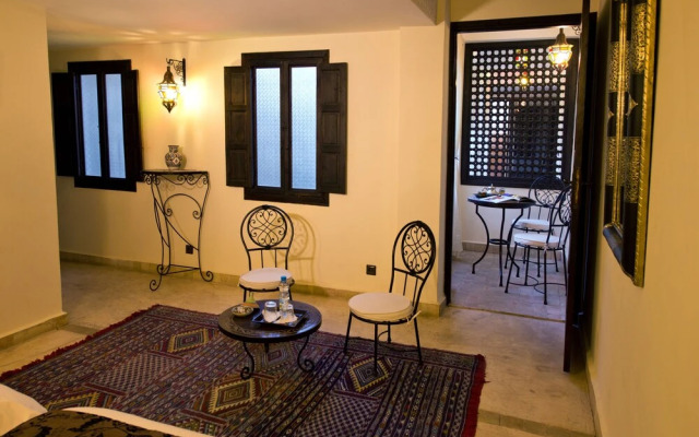 Riad Signature