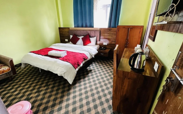 Hotel Pathibhara