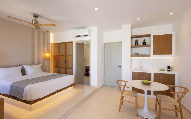 Evira Suites