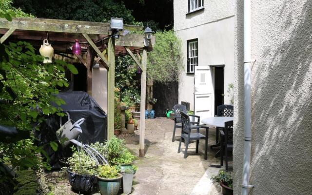 Lammas Park House