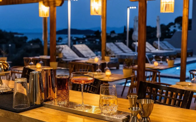 Avaton Suites & Villa Philian Collection