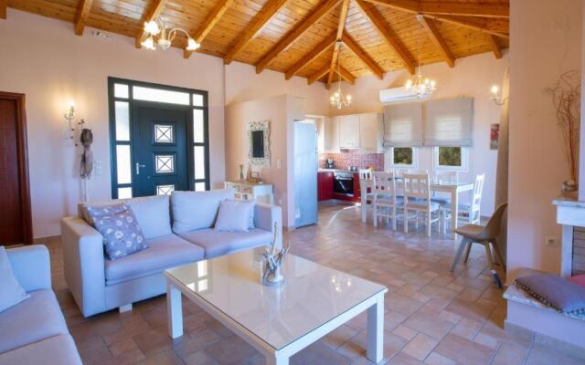 Villa Daphne, Inoro Villas