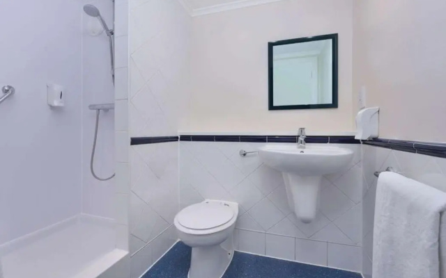 Travelodge Northampton Wootton