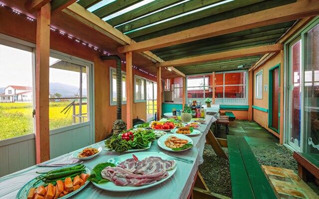 Ganghwadogold Villa Pension