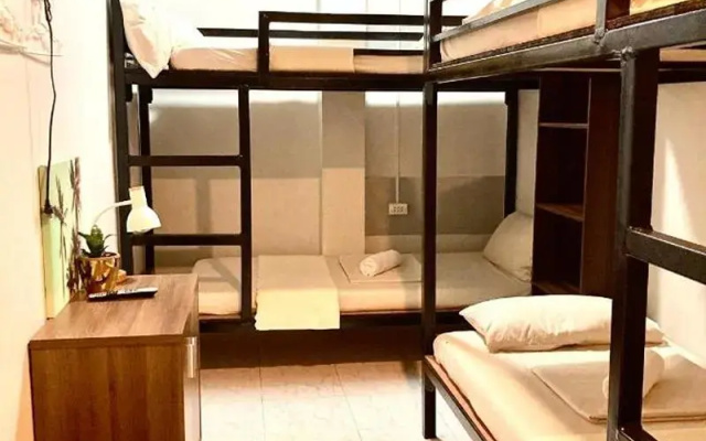 Hometel Barrio House Mactan