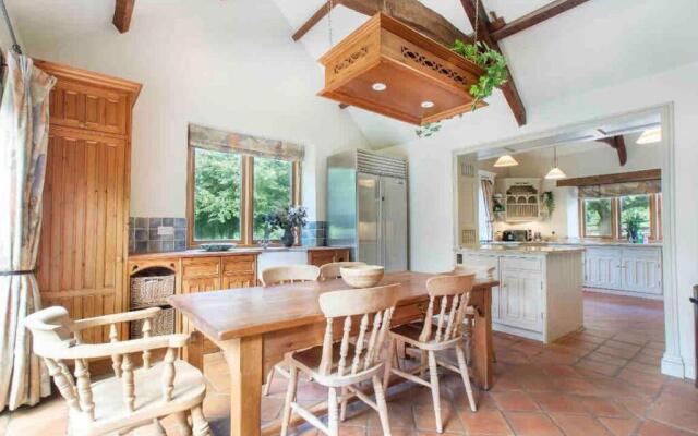 Stunning Country Farm House between Bristol & Bath