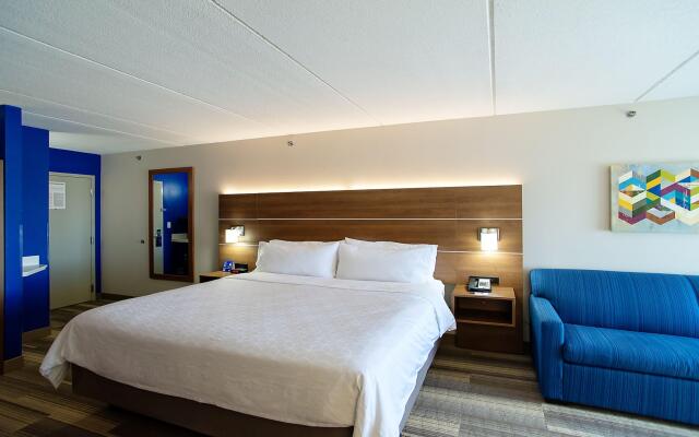 Holiday Inn Express & Suites Tempe by IHG