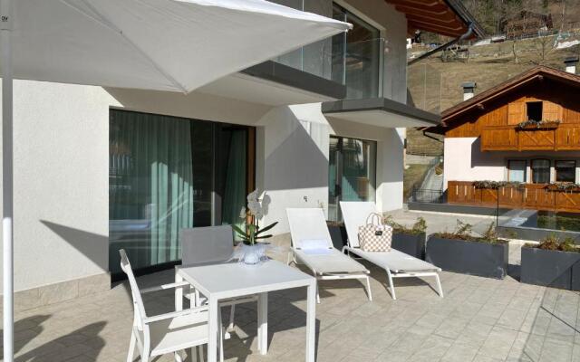 Dolomeet Boutique Hotel