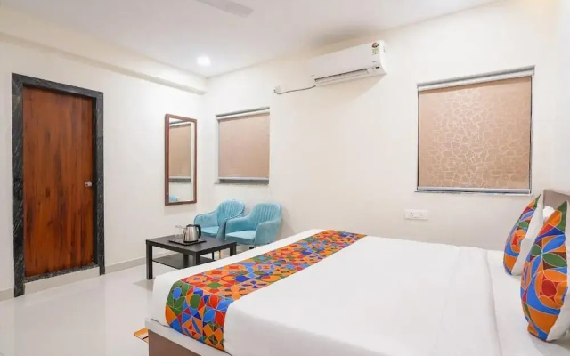 Hotel Urban Prime Near Hi-tech City