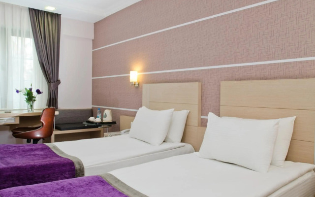 Midas Hotel