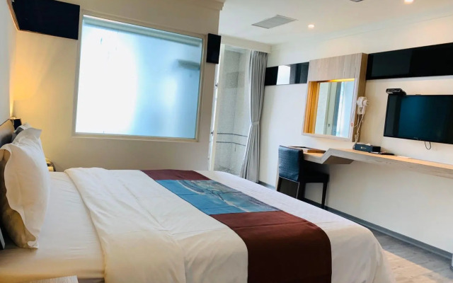 Ocean Hotel