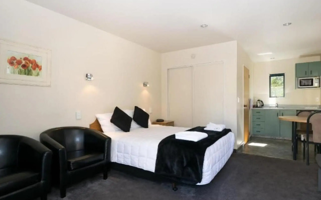 Ashleigh Court Motel