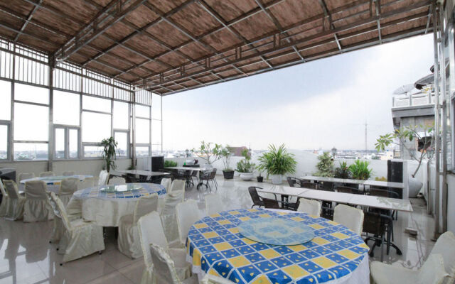 Airy Thamrin Gandhi Medan