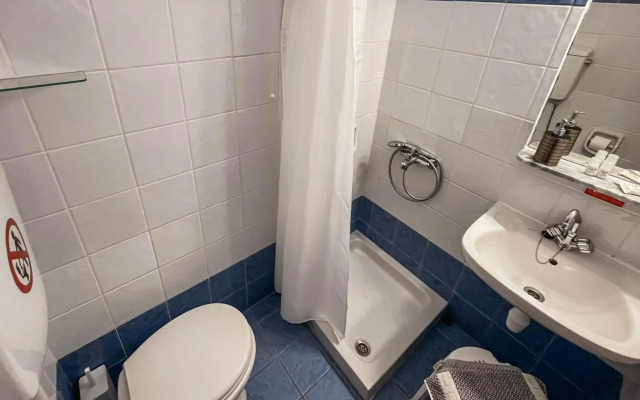 Agnadi Syros Beachfront Studios & Rooms
