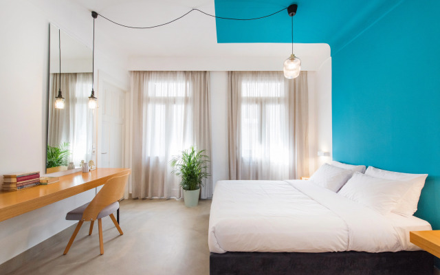 MONK Monastiraki Suites