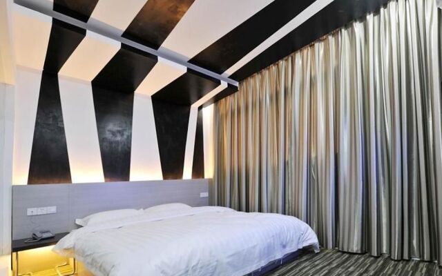 For you Theme Hotel