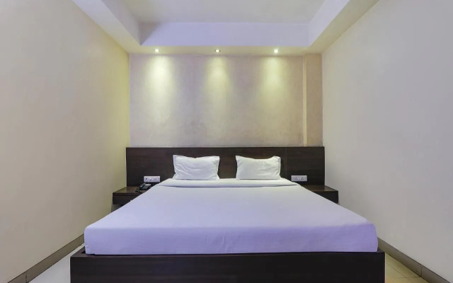 FabHotel Silver Grand By Shelter