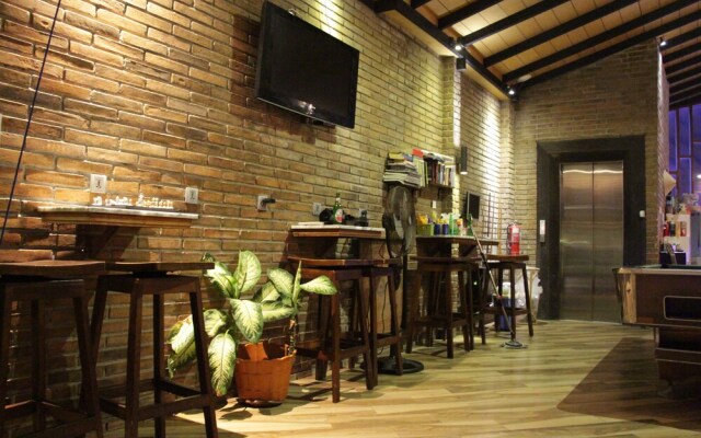 Bali Caps Hostel
