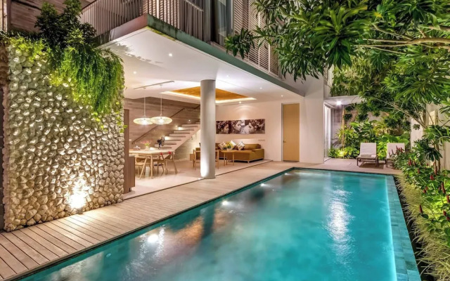 Swan Villas in Seminyak