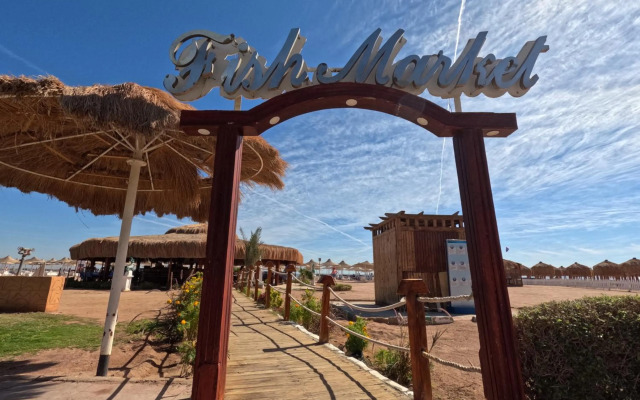 Regency Plaza Aqua Park & SPA