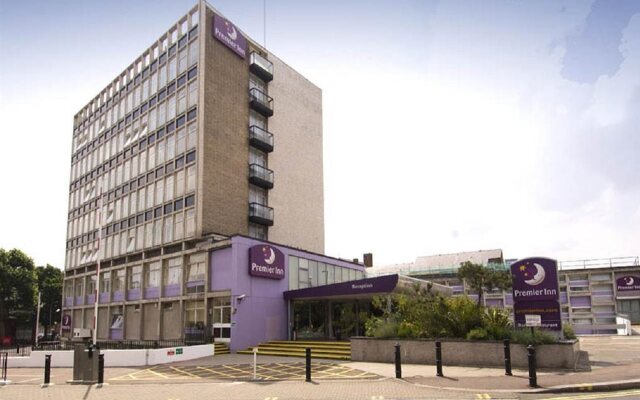 Premier Inn London Putney Bridge