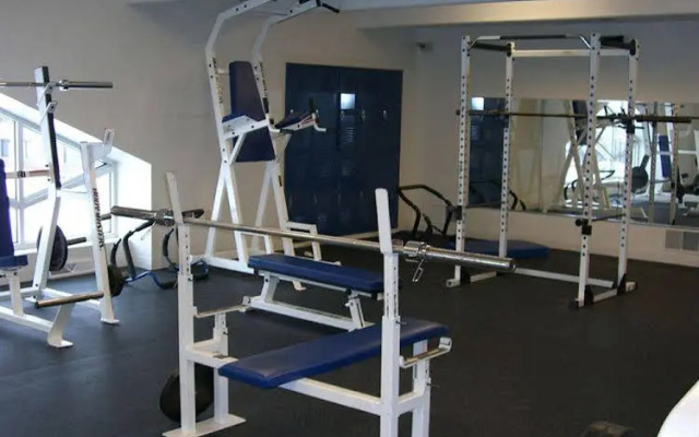 Plaza Suites