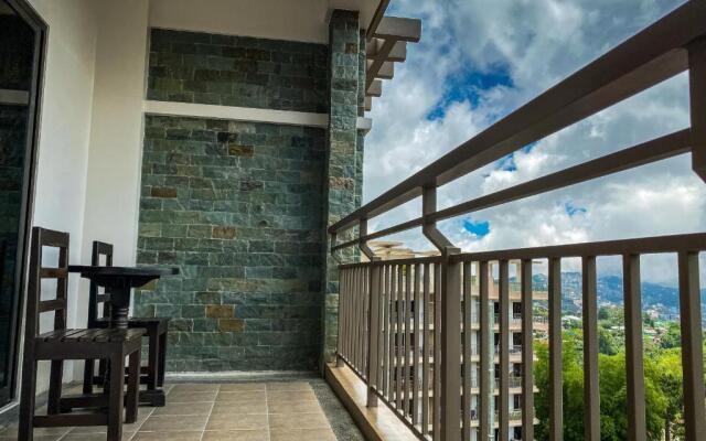 Bristle Ridge 2 bedroom Panoramic View