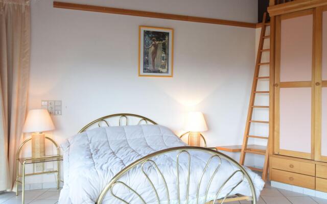 Lovely Holiday Home in Marignac-En-Diois with Swimming Pool