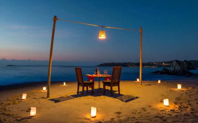 Camino Real Zaashila Huatulco