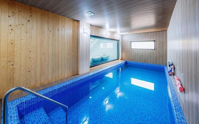 M Stay Pool Villa