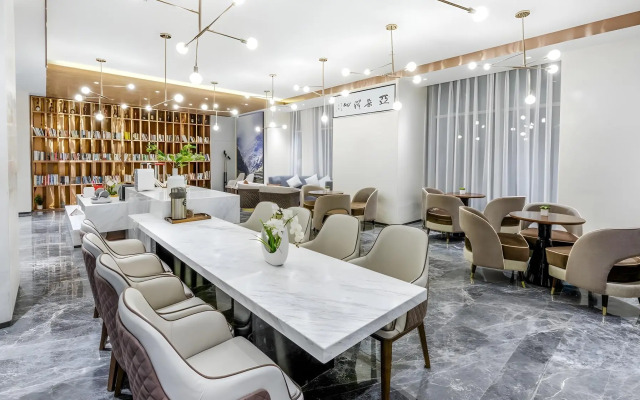 Atour Hotel Xi'an Administrative Center