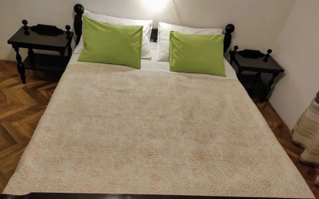 Andela - Comfortable and Affordable - A1