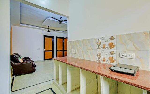OYO Flagship 62903  Neelam Villa