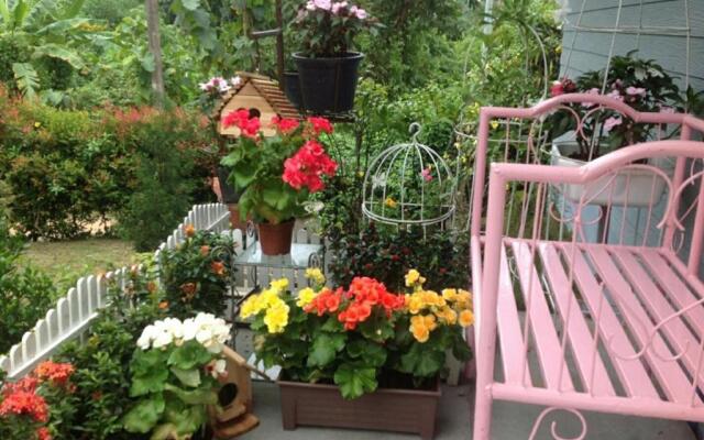 Baan JaoKorKluay บ้านเจ้ากอกล้วย