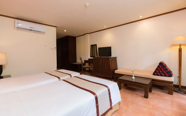 Ma Doo Bua Phuket (มาดูบัวภูเก็ต)