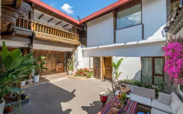 Lijiang Ancient City Yunxi Inn