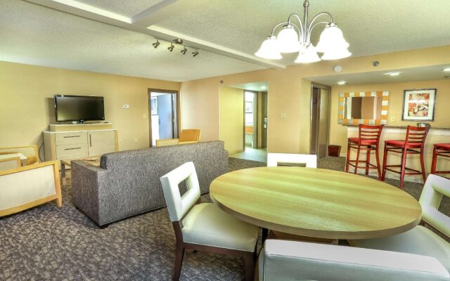 DoubleTree by Hilton Virginia Beach